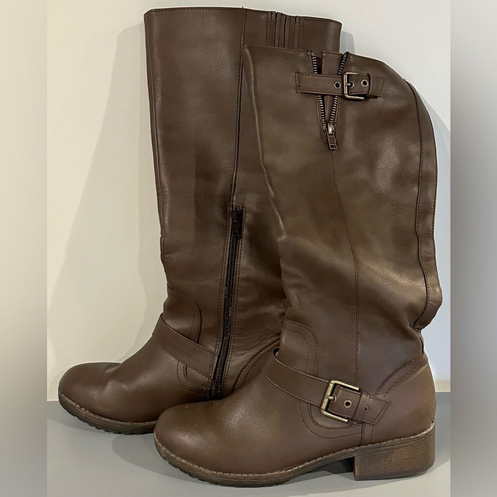 Kohls boots size 10 brown